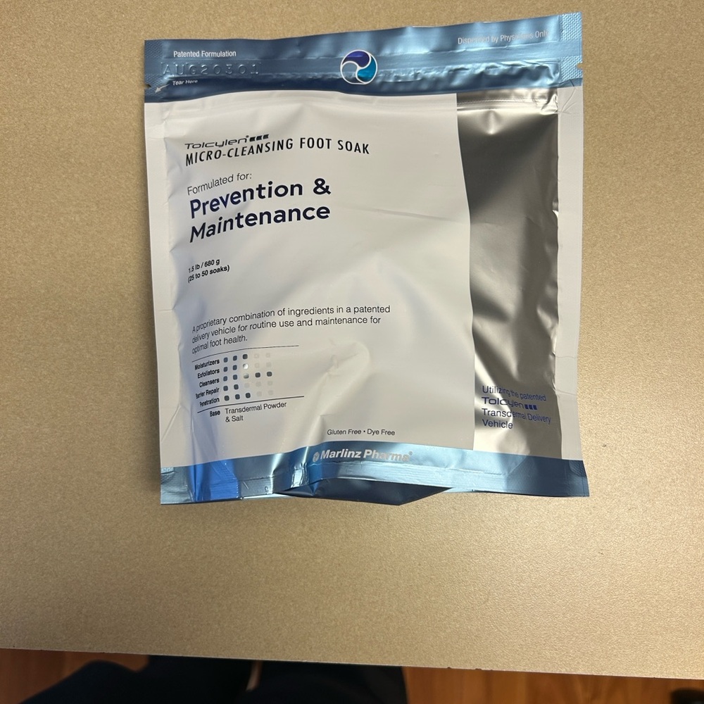 Micro-Cleansing Foot Soak